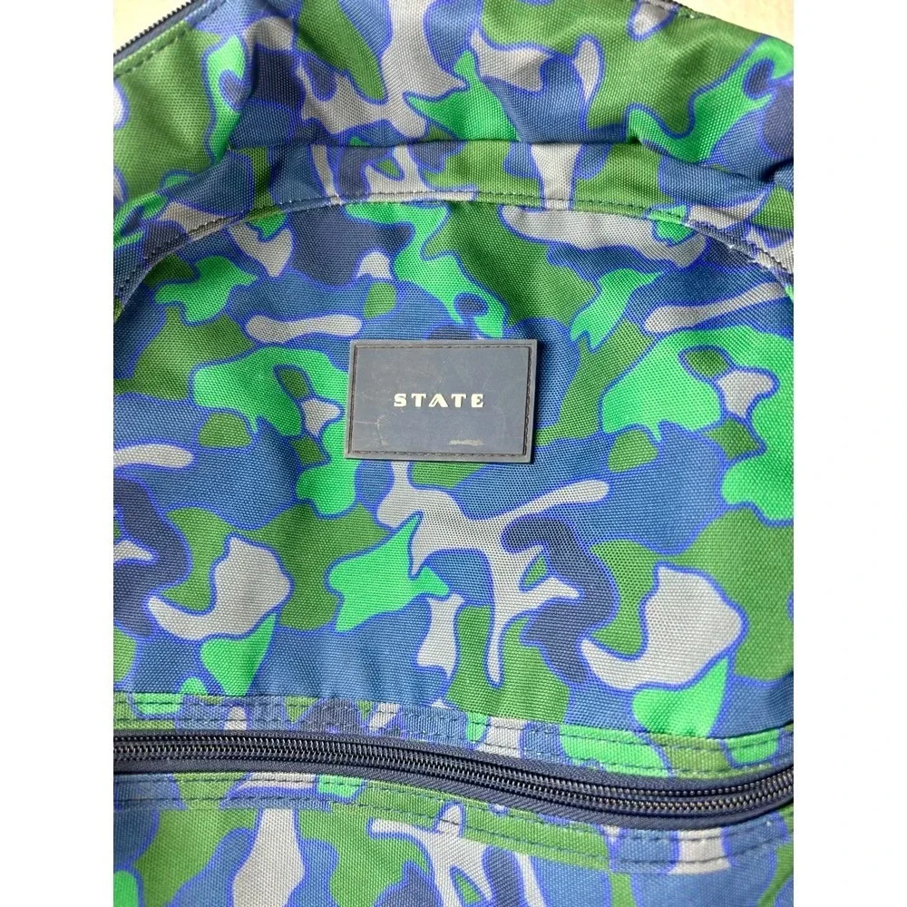 STATE Kane Kids Backpack Green Blue Camouflage School Travel Outdoor Camo 2 Zip‎